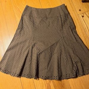 Jones Wear Studio size 10 brown eyelet flare skirt